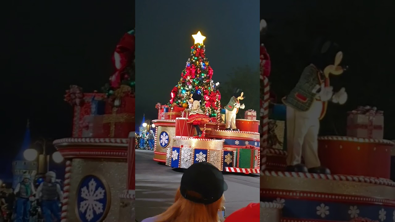 Mickey’s very merry christmas party 2023! #shortsfeed #waltdisneyworld #florida #christmas