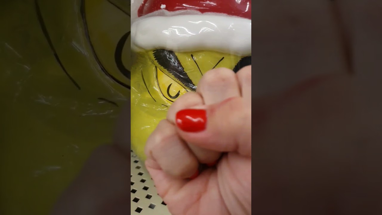 Get out now grinch!!!!! #shortsfeed #grinch #grinchmas #christmas #love #hearttouching