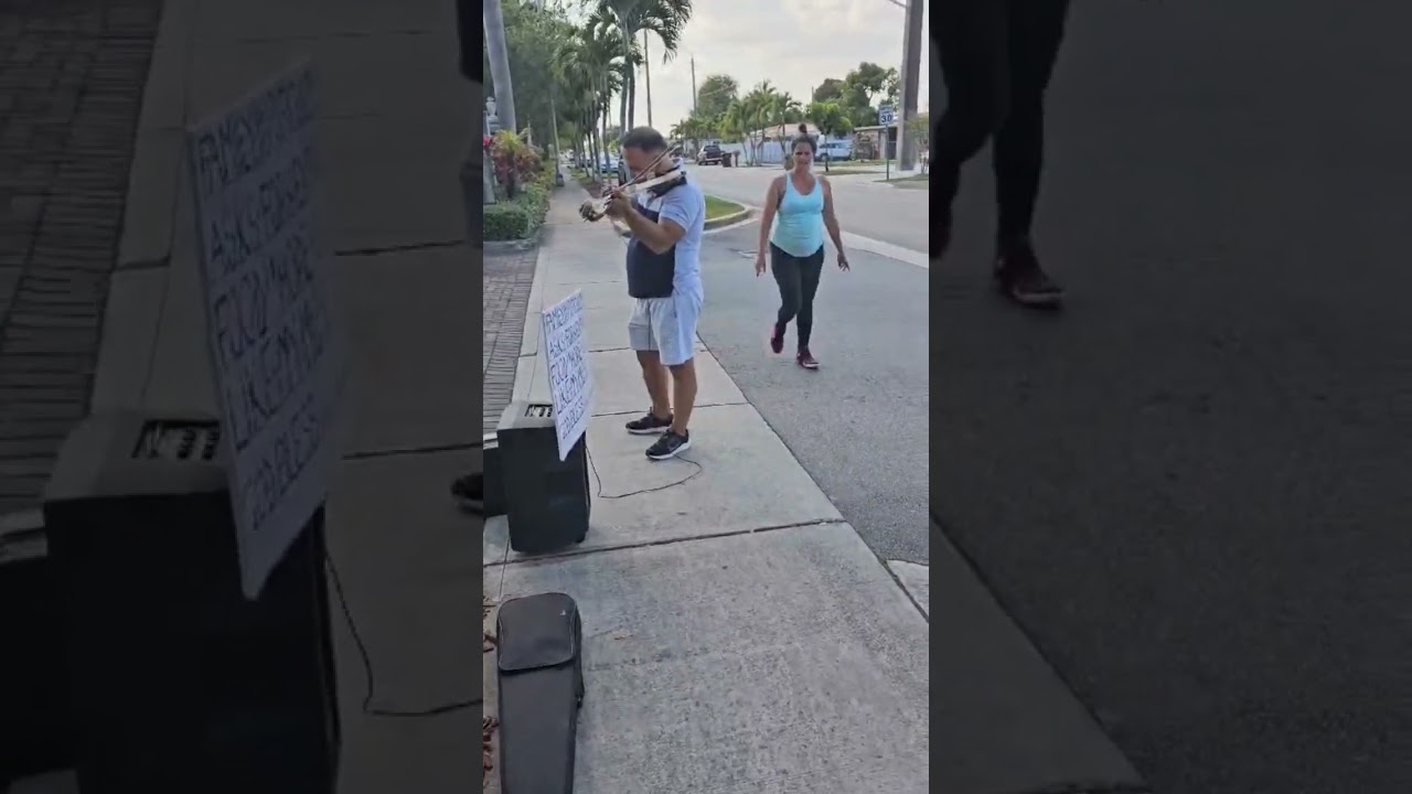 Beautiful talent!@onlyindade #shortsfeed #music #streetperformer #hialeah